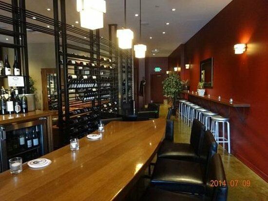 Station 1870 Wine Bar